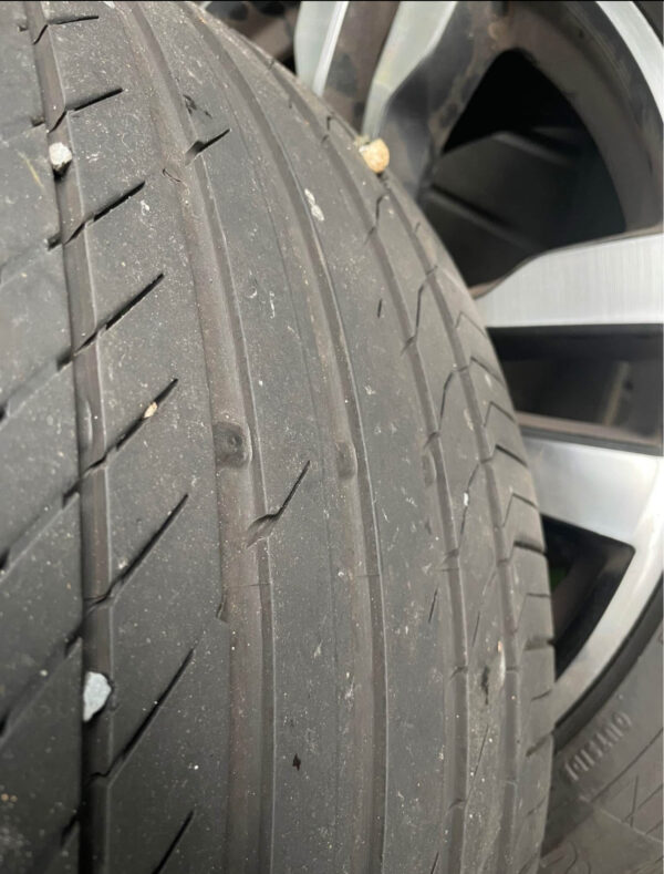 IMG_1988.jpeg BMW WHEELS AND TIRES