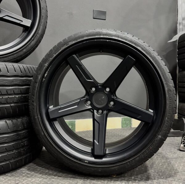 Ferrada FR3 Wheels and Tires