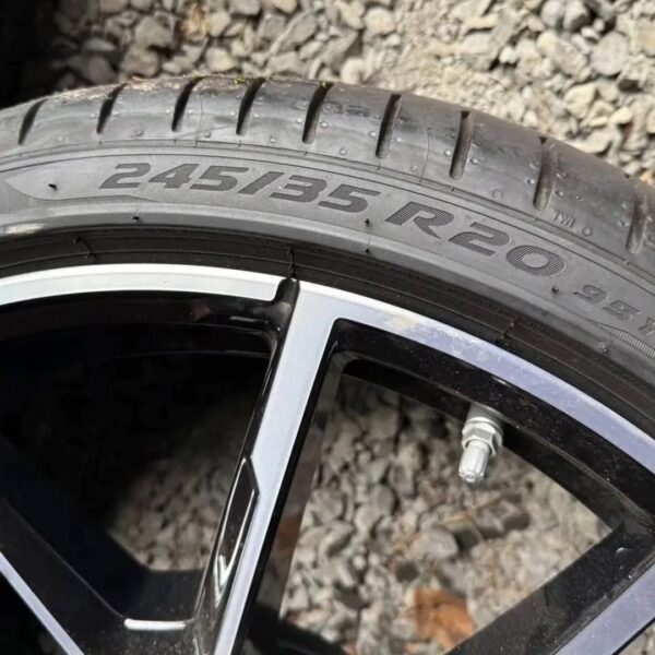 BMW 728M OEM Wheels & Tires