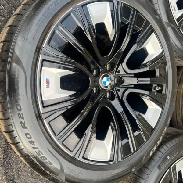 20” Style 906M Wheels