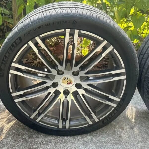 21” Porsche wheels 5x130 bolt pattern